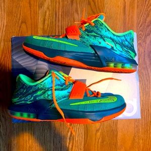 Size 7.5 Nike kd excellent condition